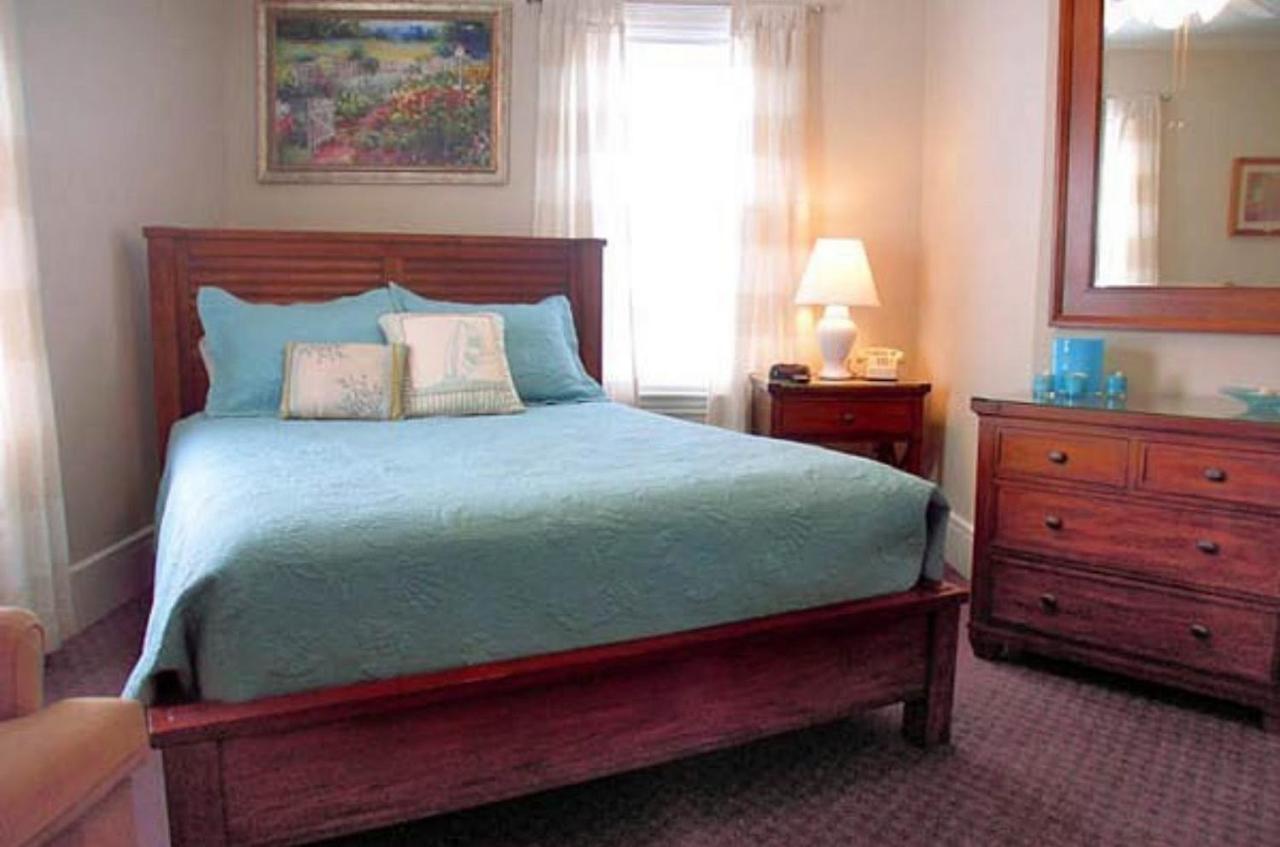 Carriage House Motel Cottages & Suites Веллс Екстер'єр фото